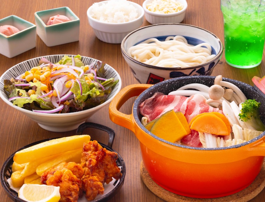 鍋うどん・そば めん房本陣 鞍月店 | プレミアムパスポート